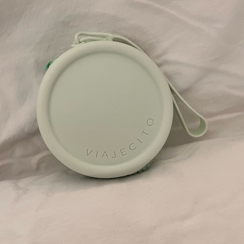 Viajecito Mint Green Round Bag